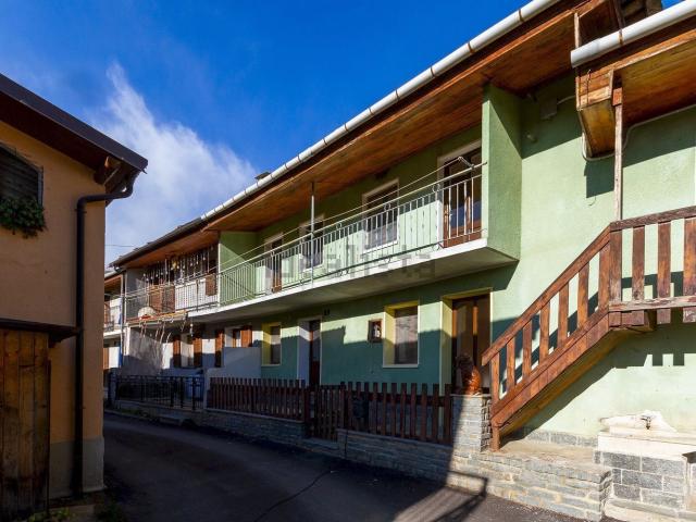 Villetta bifamiliare in vendita di 200 m² in Via Scuole Nuove, 9