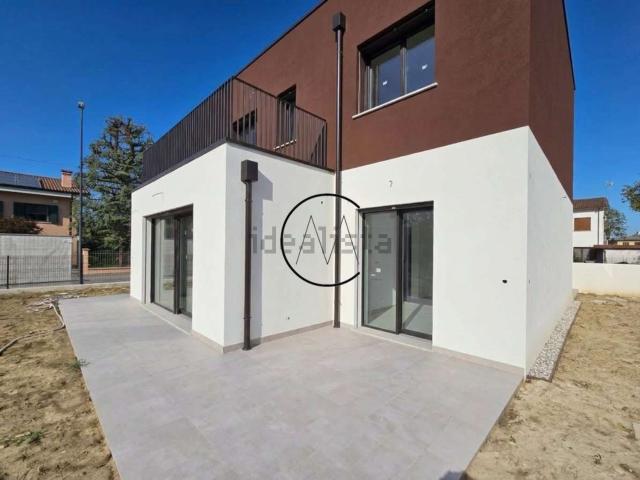 Villetta bifamiliare in vendita di 200 m²