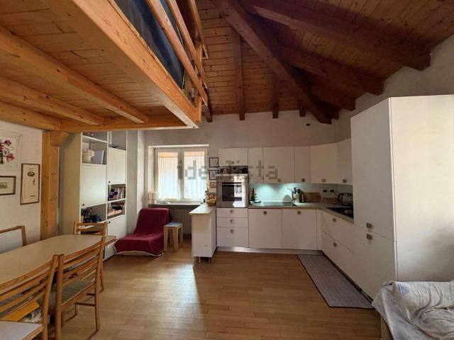 Villetta bifamiliare in vendita di 200 m²