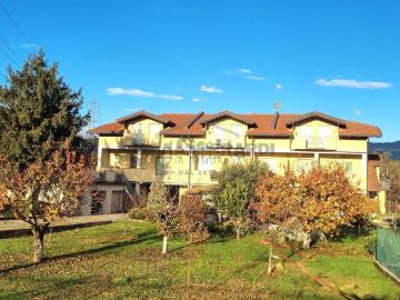 Villetta bifamiliare in vendita di 200 m²