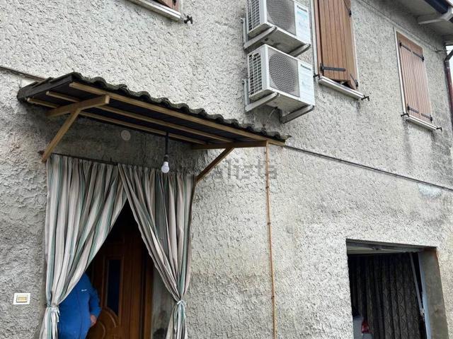 Villetta bifamiliare in vendita di 200 m²