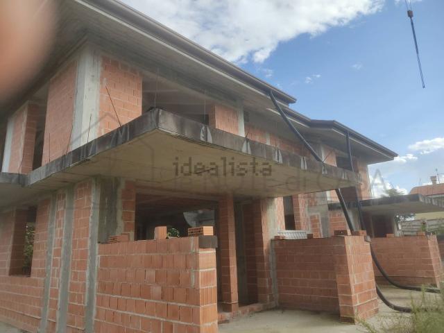 Villetta bifamiliare in vendita di 200 m²