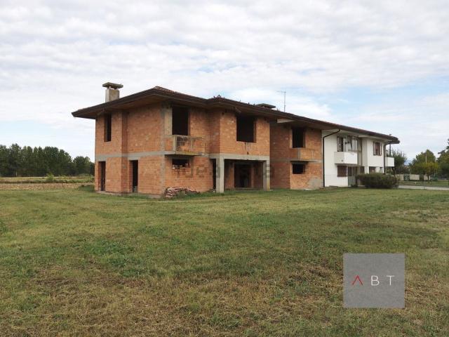 Villetta bifamiliare in vendita di 200 m²