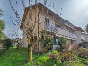 Villetta bifamiliare in vendita di 200 m²