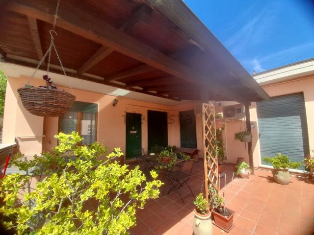 Villetta bifamiliare in vendita di 200 m²