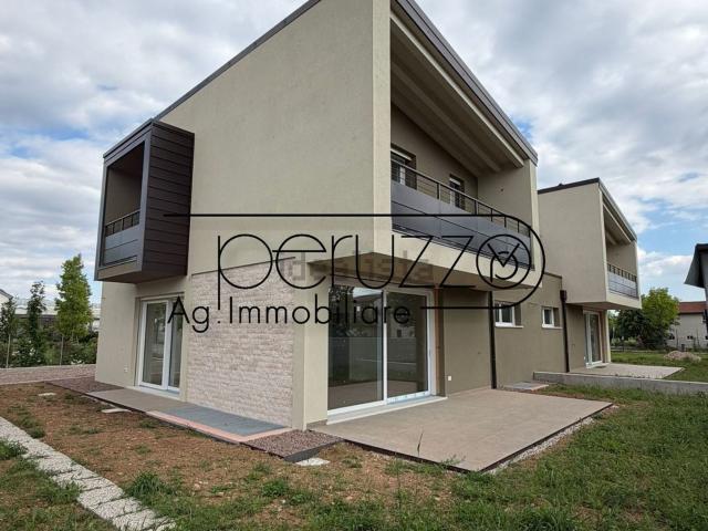 Villetta bifamiliare in vendita di 200 m²
