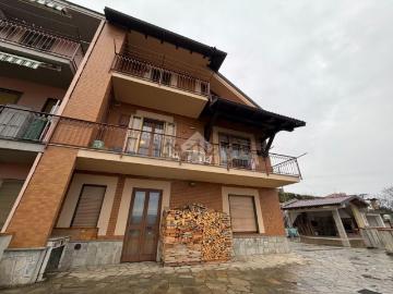 Villetta bifamiliare in vendita di 201 m² in Strada Giardina, 9