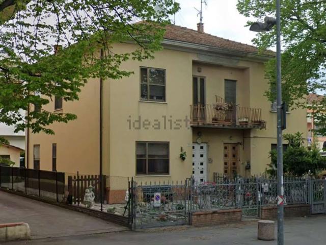 Villetta bifamiliare in vendita di 201 m² in Via Marecchiese, 575