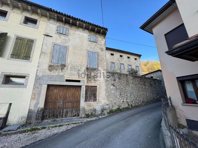 Villetta bifamiliare in vendita di 207 m² in Borgo Piai, 50