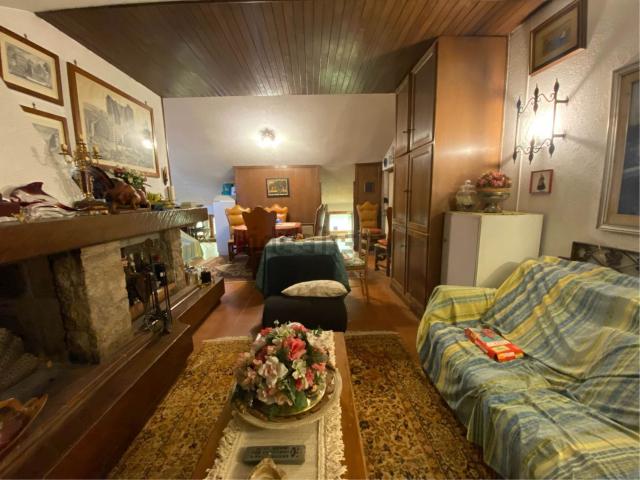 Villetta bifamiliare in vendita di 204 m² in Via Grottaminarda, 8