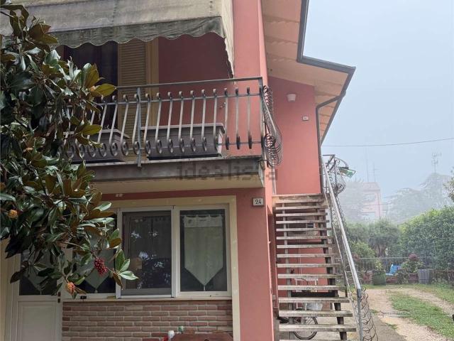 Villetta bifamiliare in vendita di 204 m²