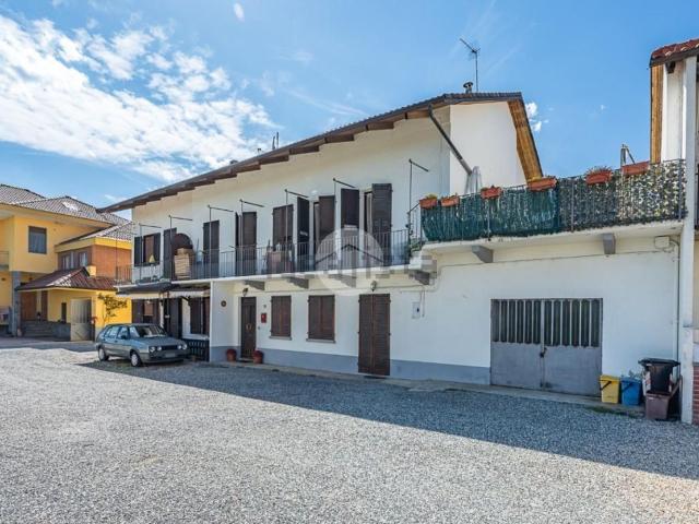 Villetta bifamiliare in vendita di 205 m² in Via Roma, 19