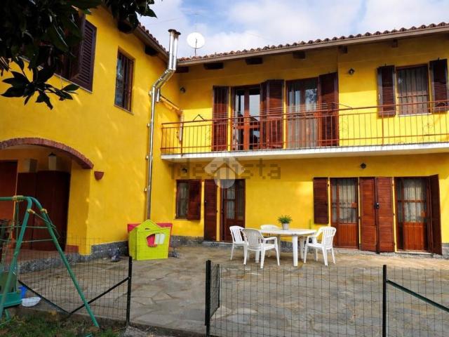 Villetta indipendente in vendita di 205 m² in Via San Lucia, 9