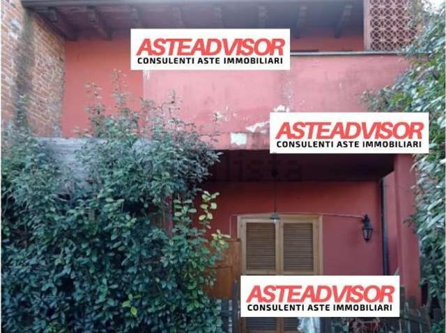 Villetta bifamiliare in vendita di 206 m² in Frazione Crocetta, 38