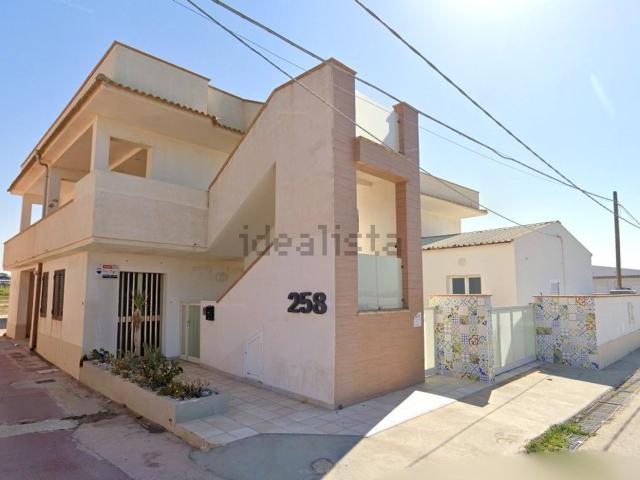 Villetta bifamiliare in vendita di 206 m² in Via Torre di Mezzo, 258