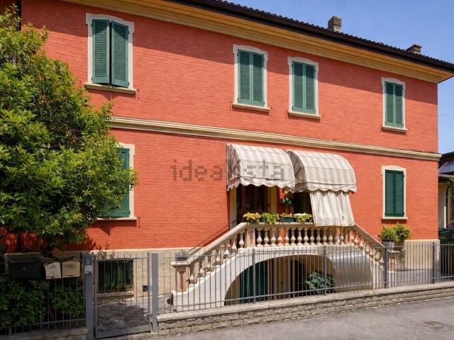 Villetta bifamiliare in vendita di 206 m² in Via della Salita