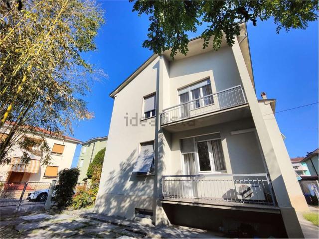 Villetta bifamiliare in vendita di 206 m²