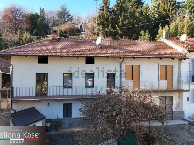 Villetta bifamiliare in vendita di 210 m² in Via Cordova