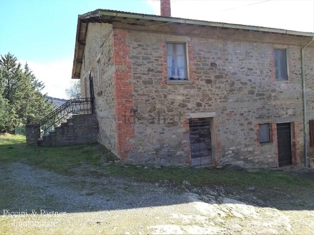 Villetta bifamiliare in vendita di 210 m² in Via dei Mandorli, 49