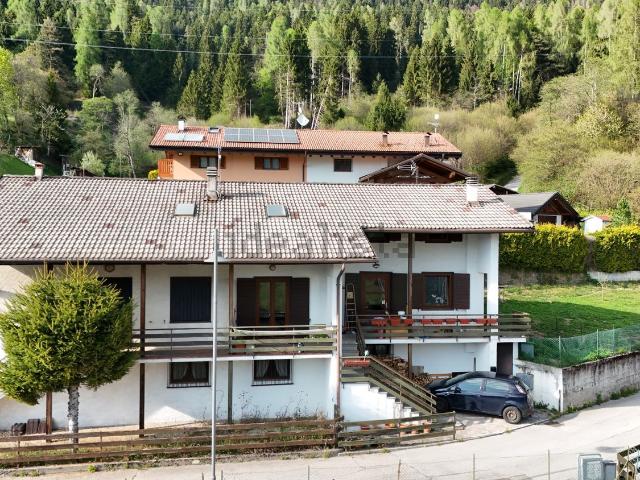 Villetta bifamiliare in vendita di 210 m² in Via Nongole