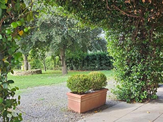 Villetta bifamiliare in vendita di 210 m²