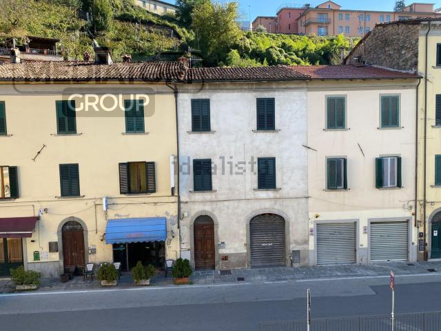 Villetta bifamiliare in vendita di 210 m²