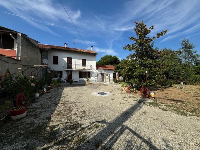 Villetta bifamiliare in vendita di 210 m²