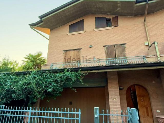 Villetta bifamiliare in vendita di 210 m²
