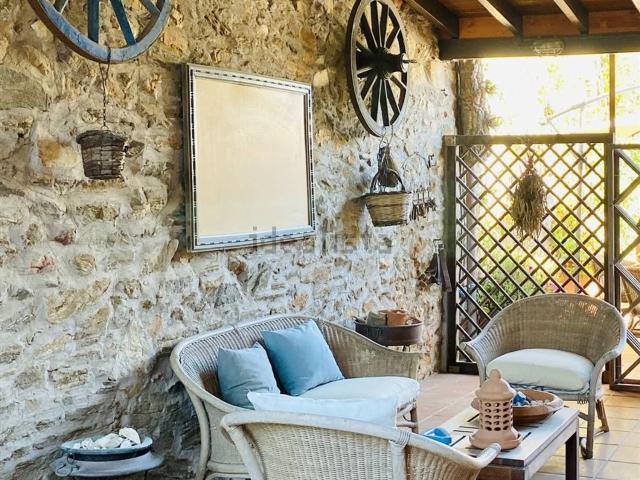 Villetta bifamiliare in vendita di 210 m²