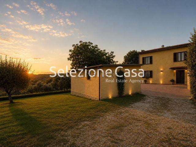 Villetta bifamiliare in vendita di 211 m² in Piazza della Vittoria