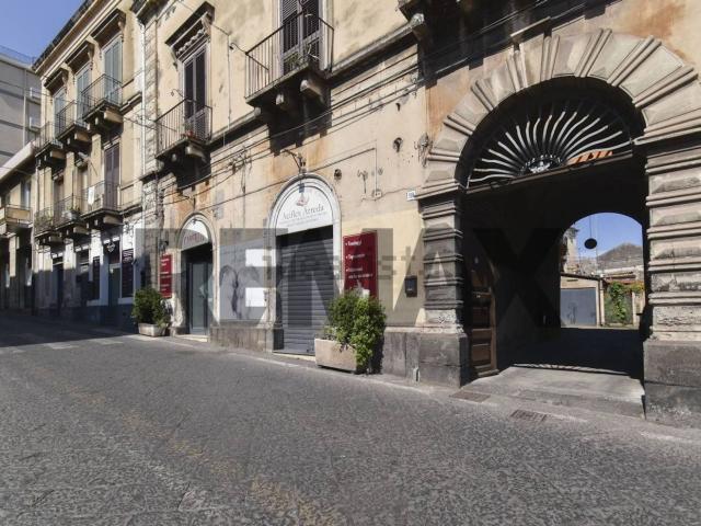 Villetta bifamiliare in vendita di 211 m² in Via Vittorio Emanuele II, 156