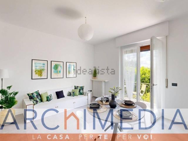 Villetta bifamiliare in vendita di 212 m² in Via Monte Rosa, 3