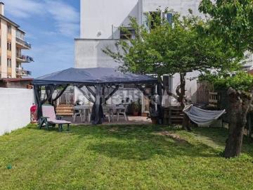 Villetta bifamiliare in vendita di 212 m² in Via Orsmida Rosada