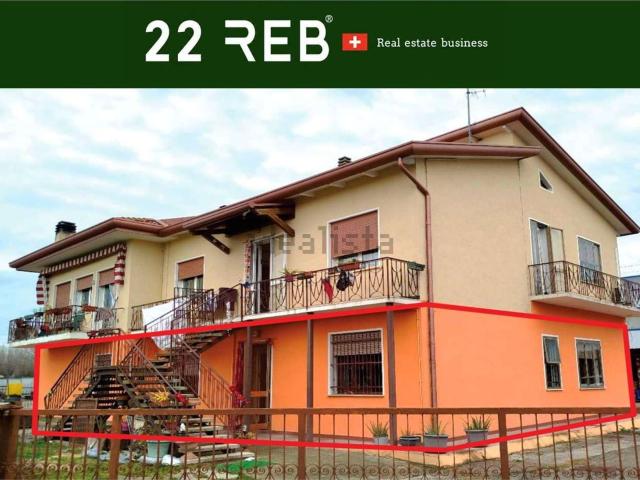 Villetta bifamiliare in vendita di 212 m² in Via Papa Albino Luciani