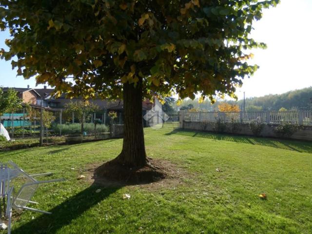 Villetta bifamiliare in vendita di 217 m² in Via Bruni Gaioli, 64