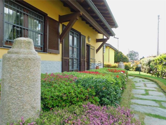 Villetta bifamiliare in vendita di 217 m²