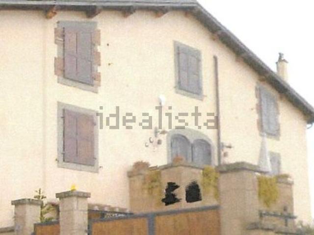 Villetta bifamiliare in vendita di 215 m² in Via Costa Ruina, 10