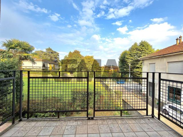 Villetta bifamiliare in vendita di 215 m² in Via Piave, 7