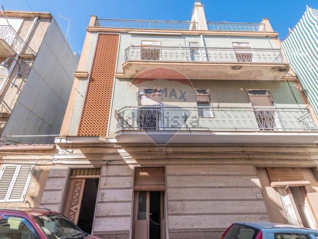 Villetta bifamiliare in vendita di 218 m² in Via Palestro, 51