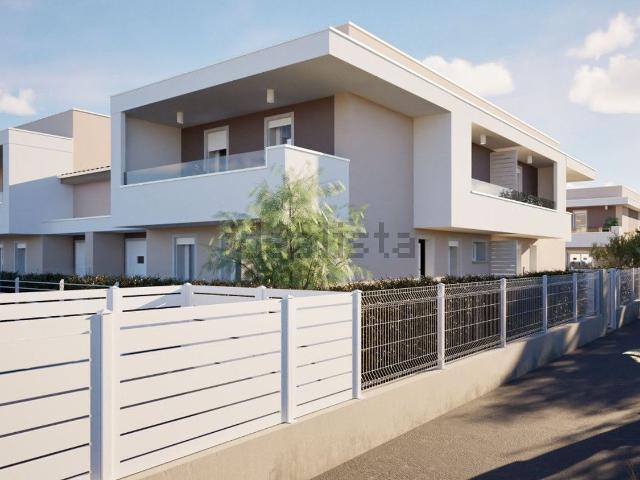 Villetta bifamiliare in vendita di 219 m² in Via I. Nievo