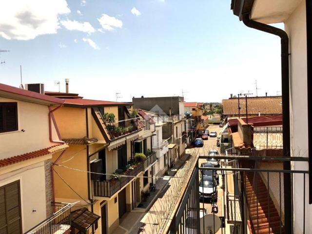 Villetta bifamiliare in vendita di 223 m² in Via Ludovisi, 8