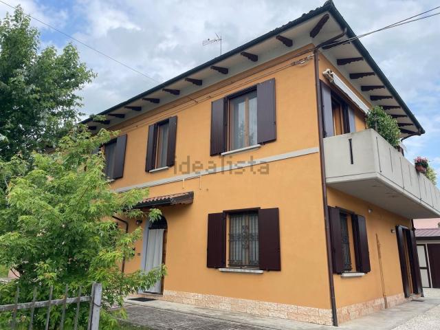 Villetta bifamiliare in vendita di 220 m² in Via Barchetta, 19