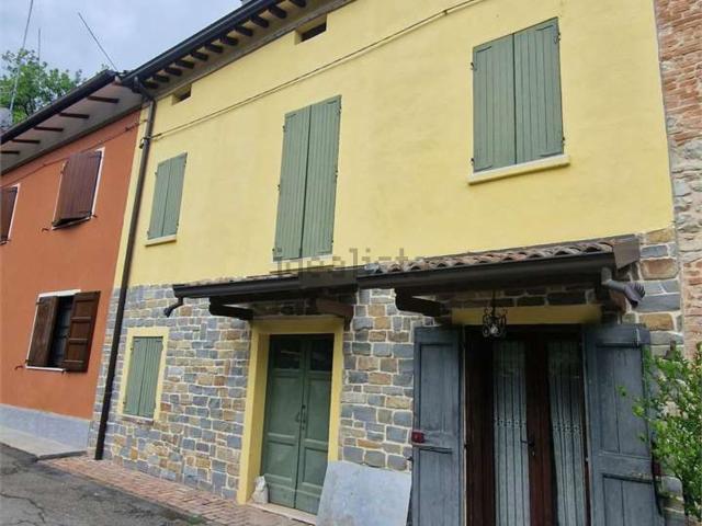 Villetta bifamiliare in vendita di 220 m² in Via Colombaia
