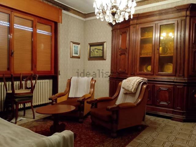 Villetta bifamiliare in vendita di 220 m² in Via Dante Alighieri