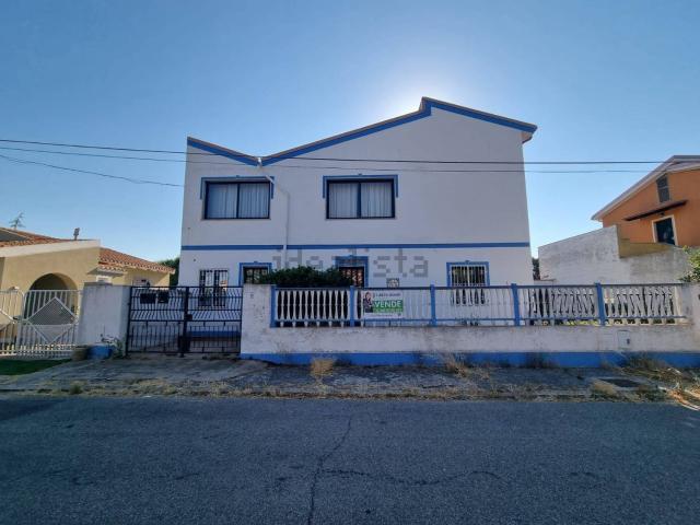 Villetta bifamiliare in vendita di 220 m² in Via G. Oberdan