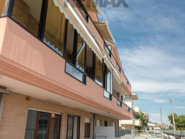 Villetta bifamiliare in vendita di 220 m² in Via Giuseppe Toppeta, 29