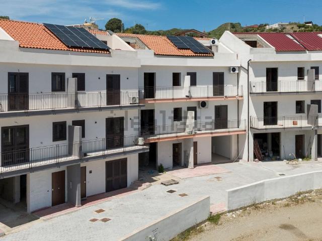 Villetta bifamiliare in vendita di 220 m² in Via Panoramica Maria Teresa d&apos Austria
