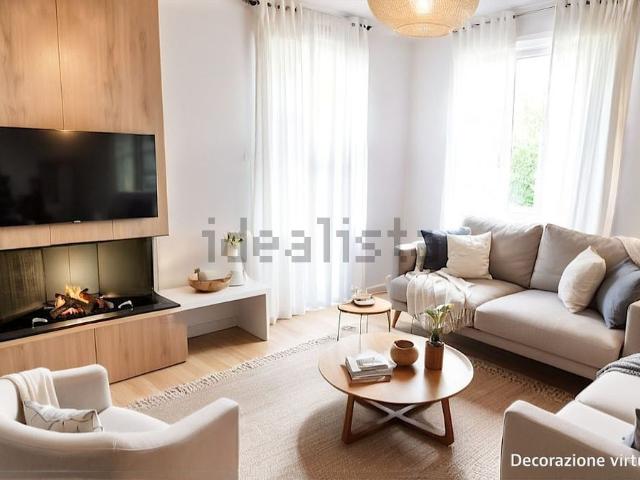Villetta bifamiliare in vendita di 220 m² in Via Roma, 38