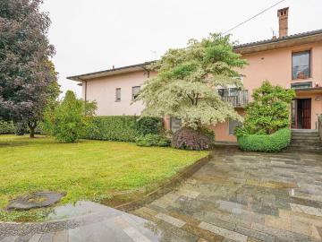 Villetta bifamiliare in vendita di 220 m²