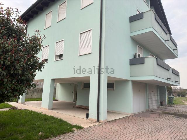 Villetta bifamiliare in vendita di 220 m²